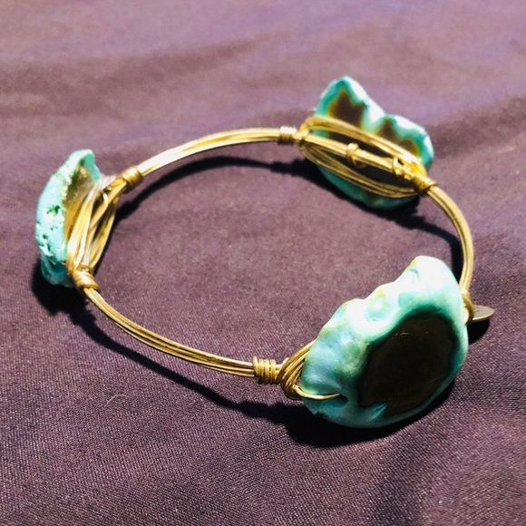 Bourbon and bowties bracelet - Picture 5 of 5